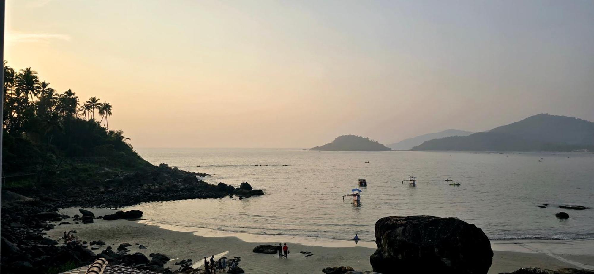 Отель Pacific Sunset View Палолем Номер фото